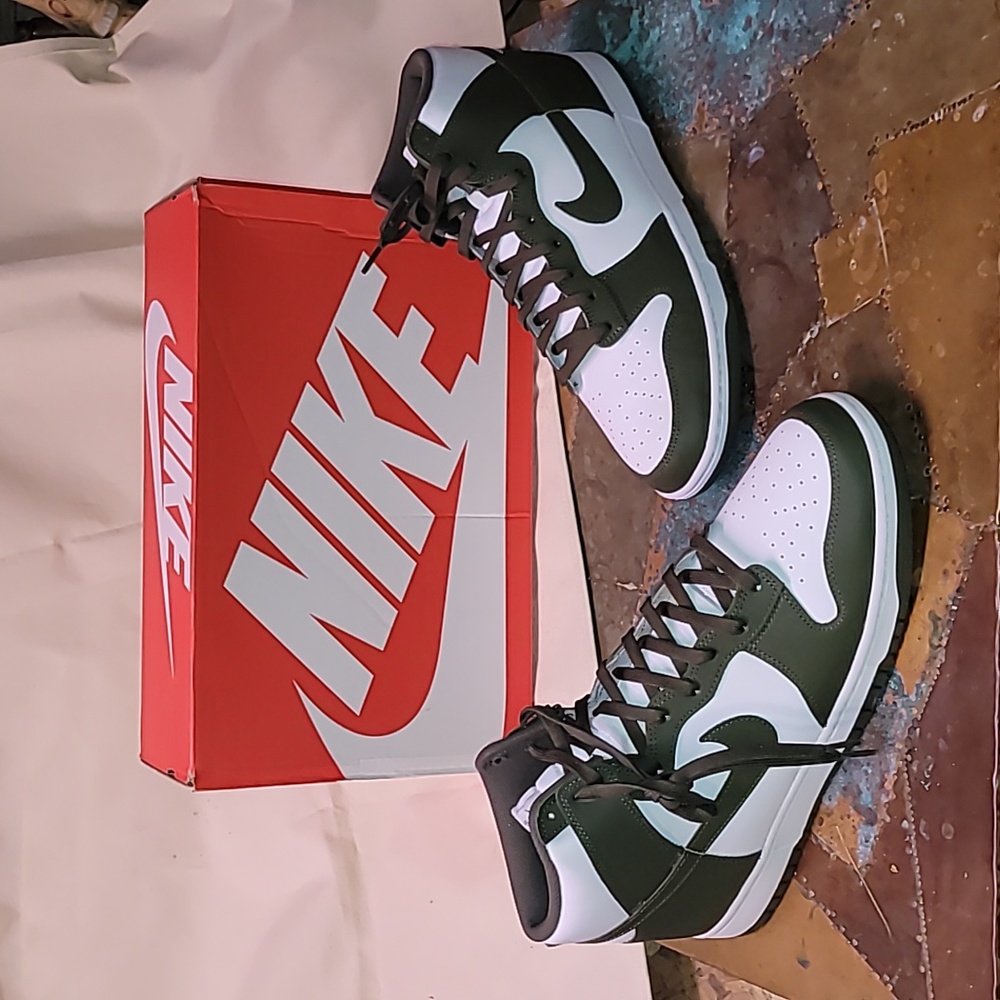 Nike Men’s High-Top Basketball Sneakers — White & Dark Green